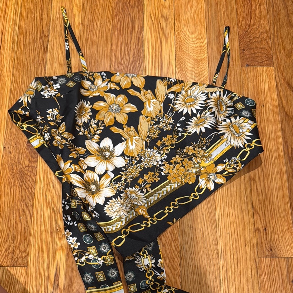 Princess Polly Black and Gold Patterned Top